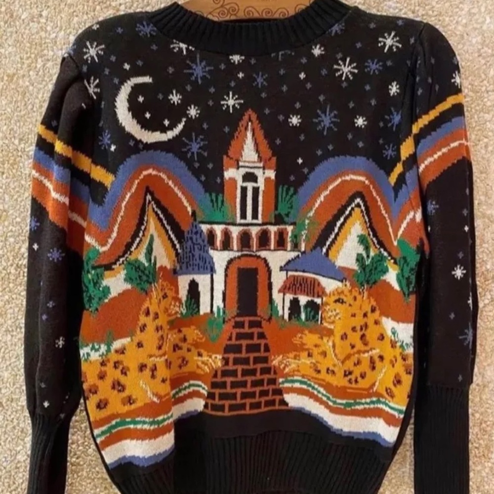 Farm Rio Sweater knitting jaguar. Size Medium